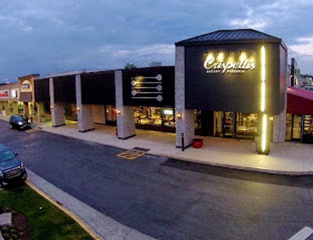 Crispelli's Bakery & Pizzeria