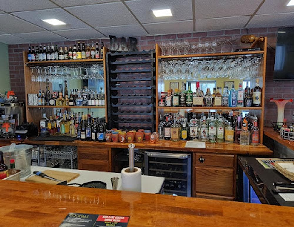 Gun Lake Cocina