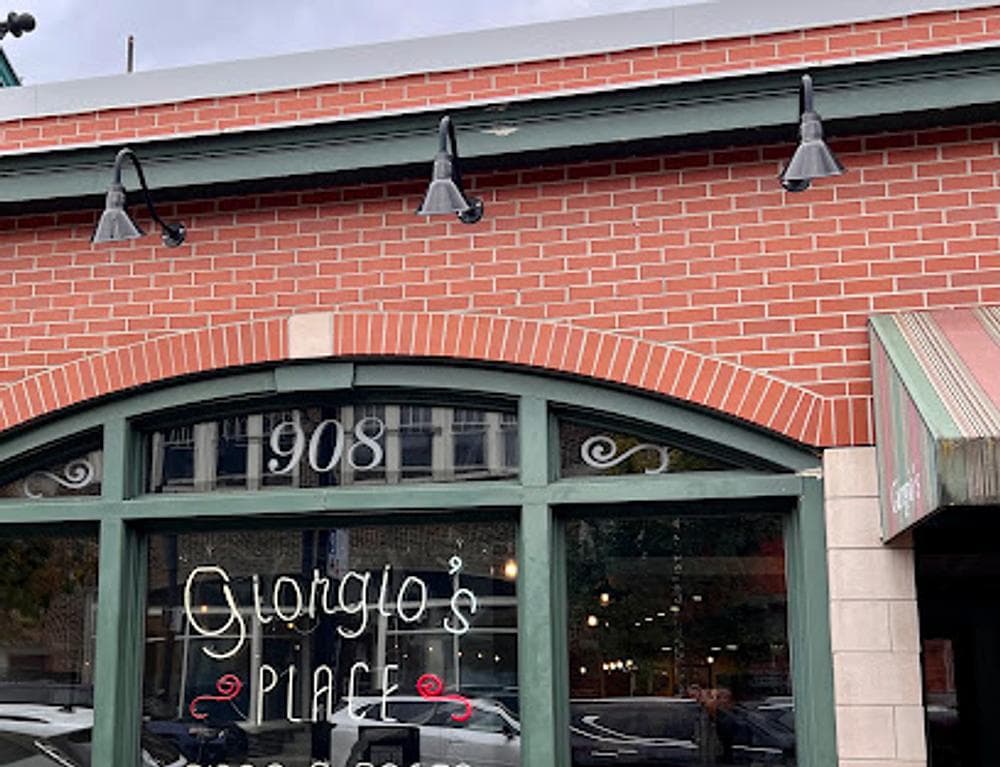 Giorgio's Place - Pizza & Pasta
