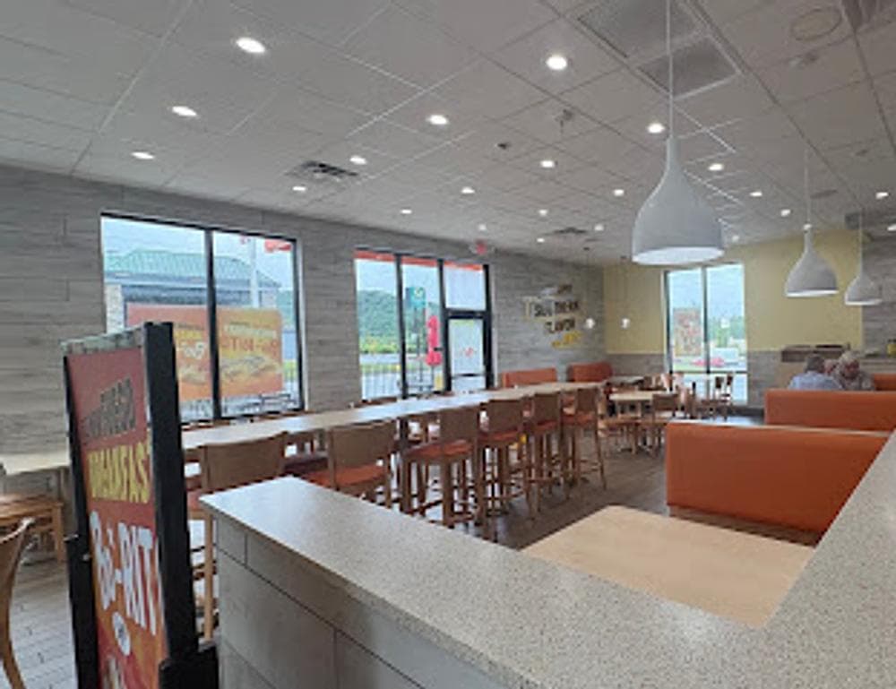 Bojangles - Famous Chicken 'n Biscuits