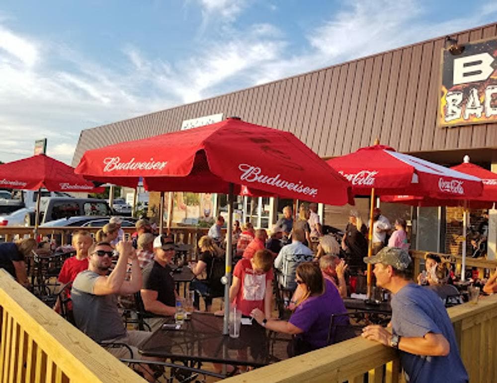 Big Tom's Backyard Grill & Bar