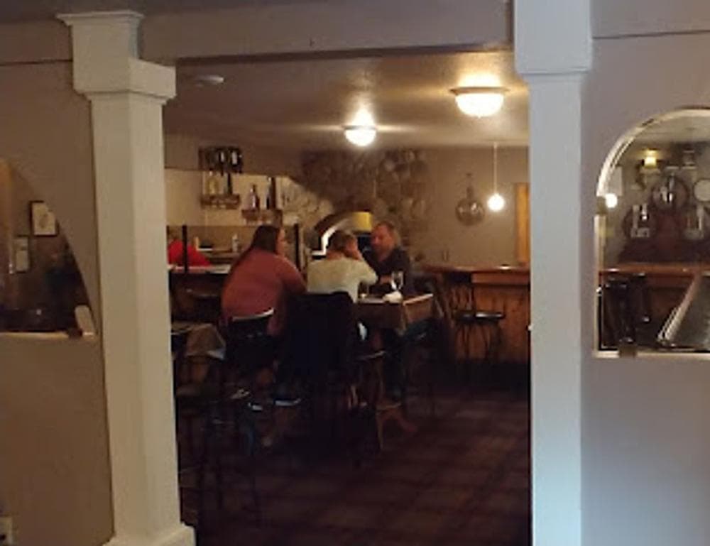 Rosa's Lookout Inn