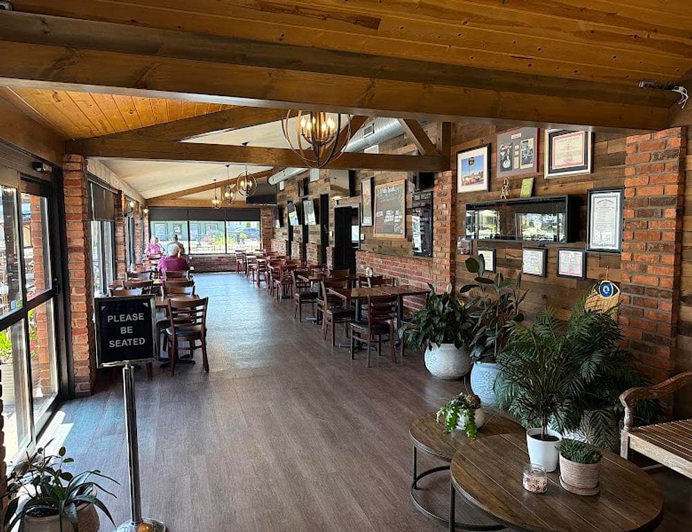 Tavern On the Main