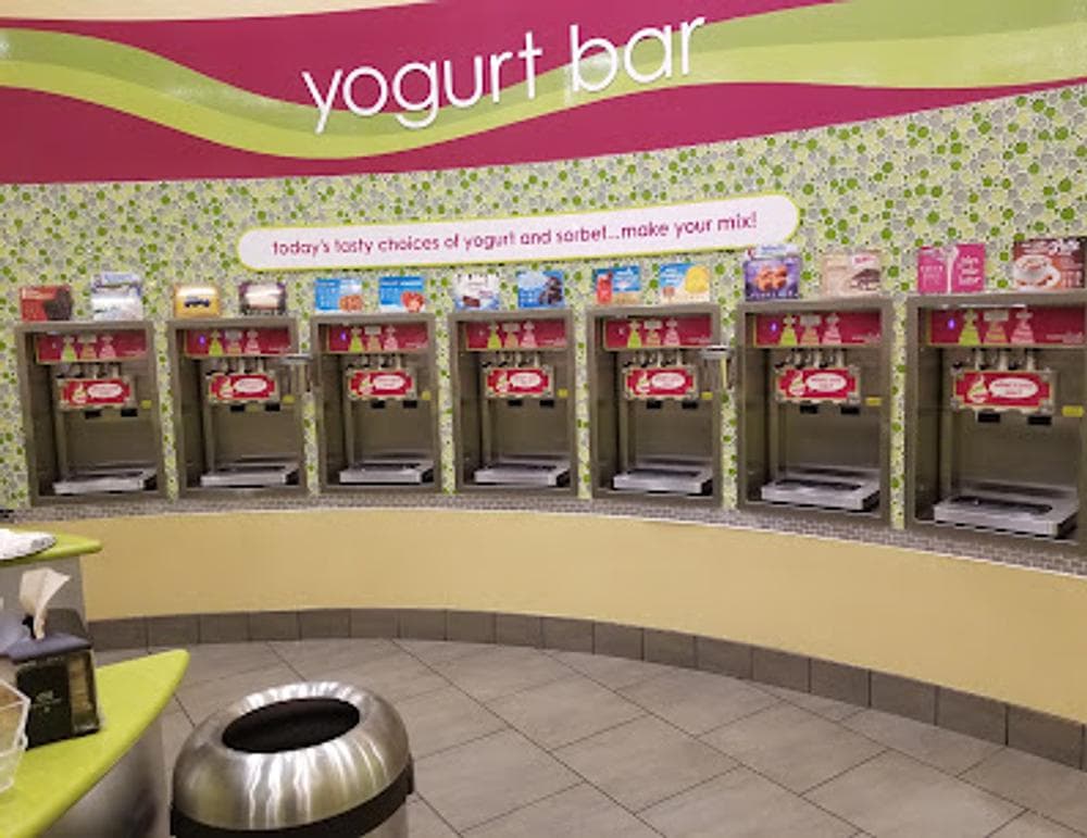 Menchie's Frozen Yogurt