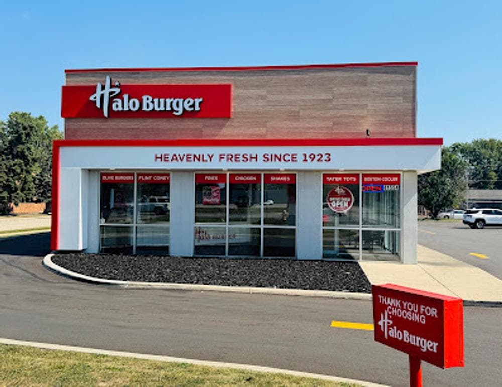 Halo Burger Garfield