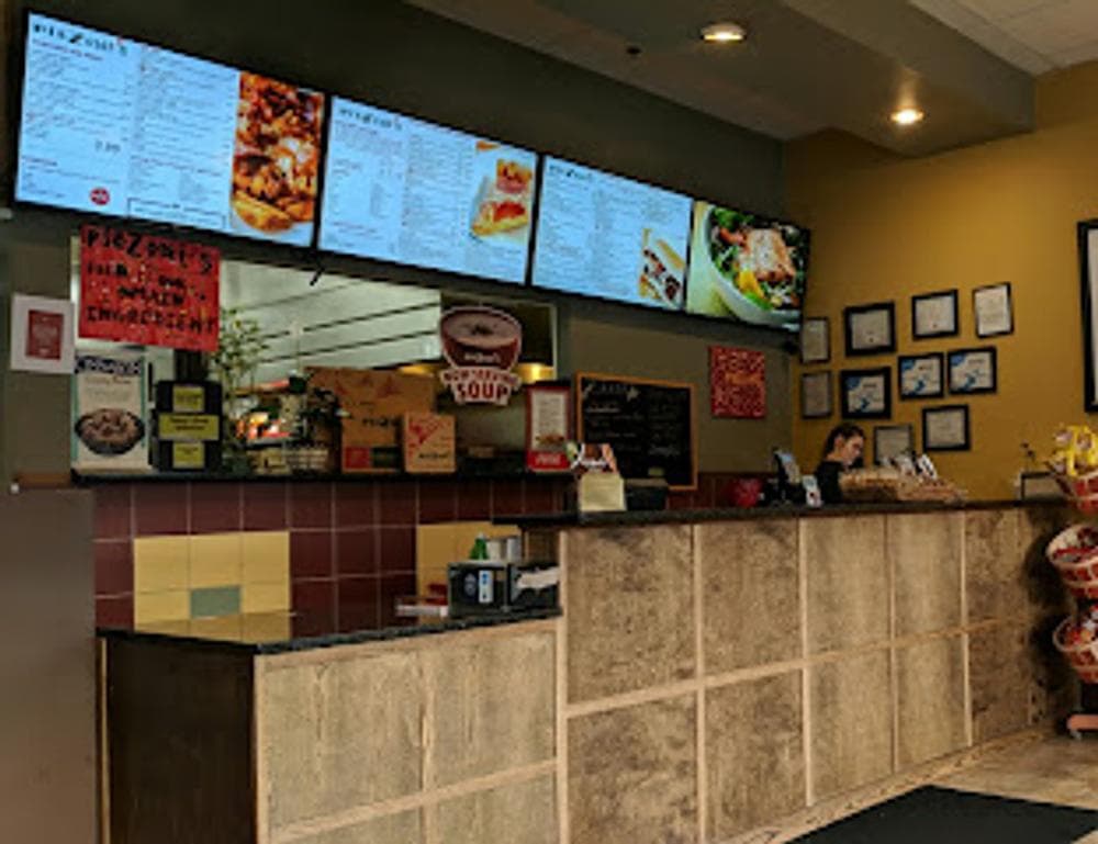 PieZoni's Pizza