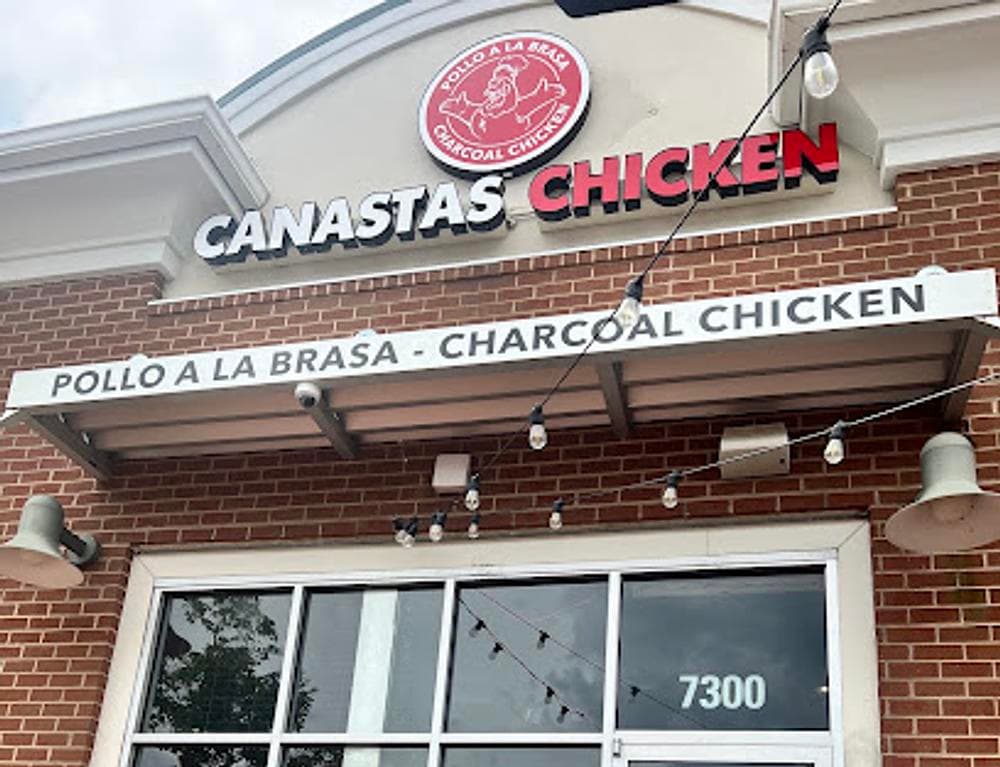 Canastas Chicken