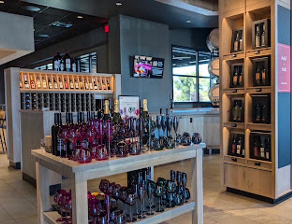 Cooper's Hawk Winery & Restaurant