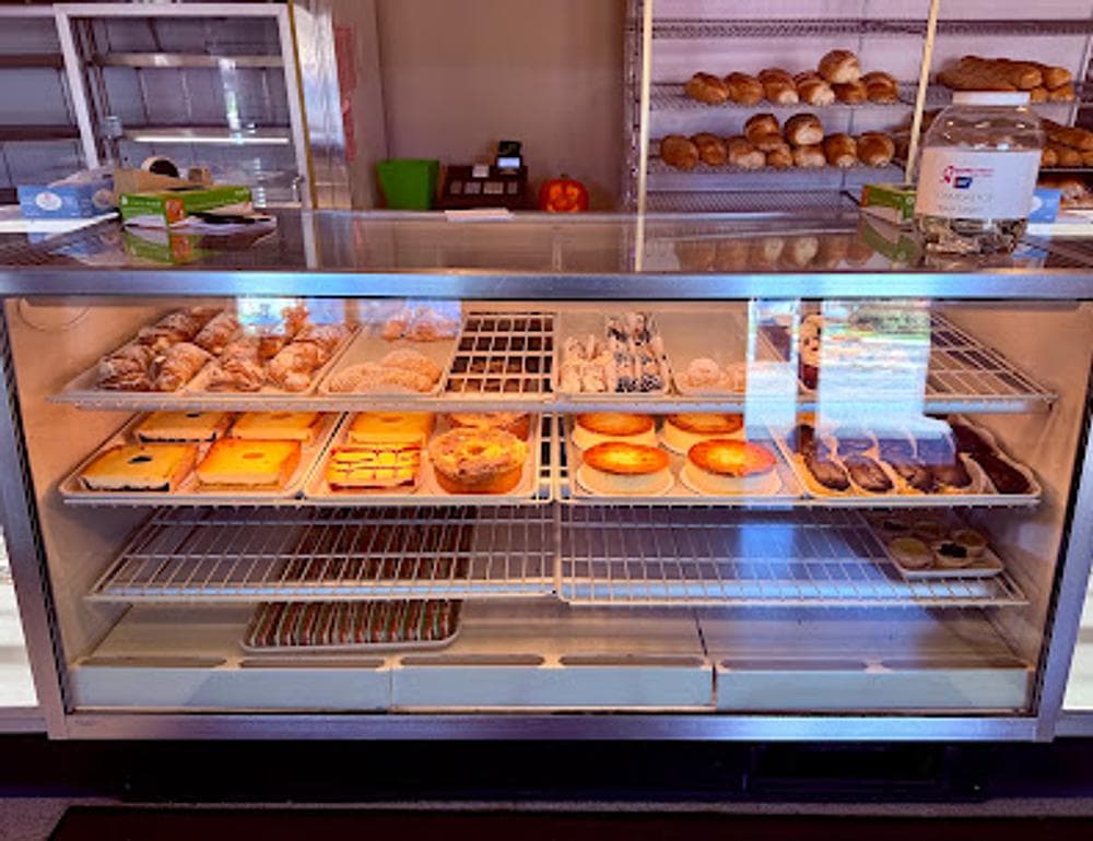 Jim Main's Bakery & Pizza