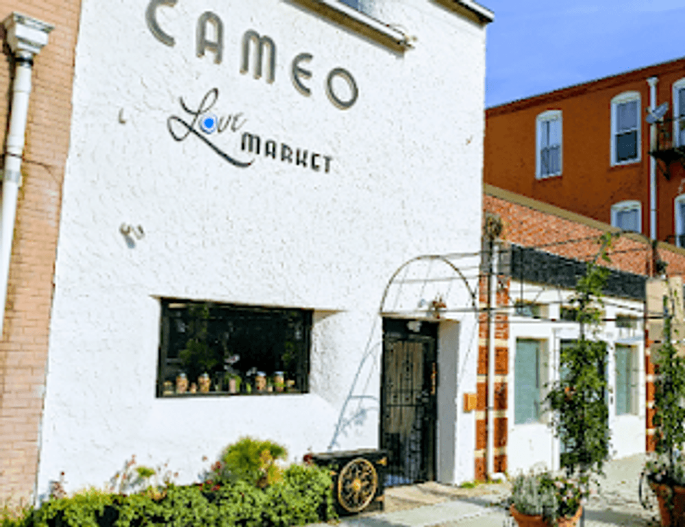 Cameo Love Market