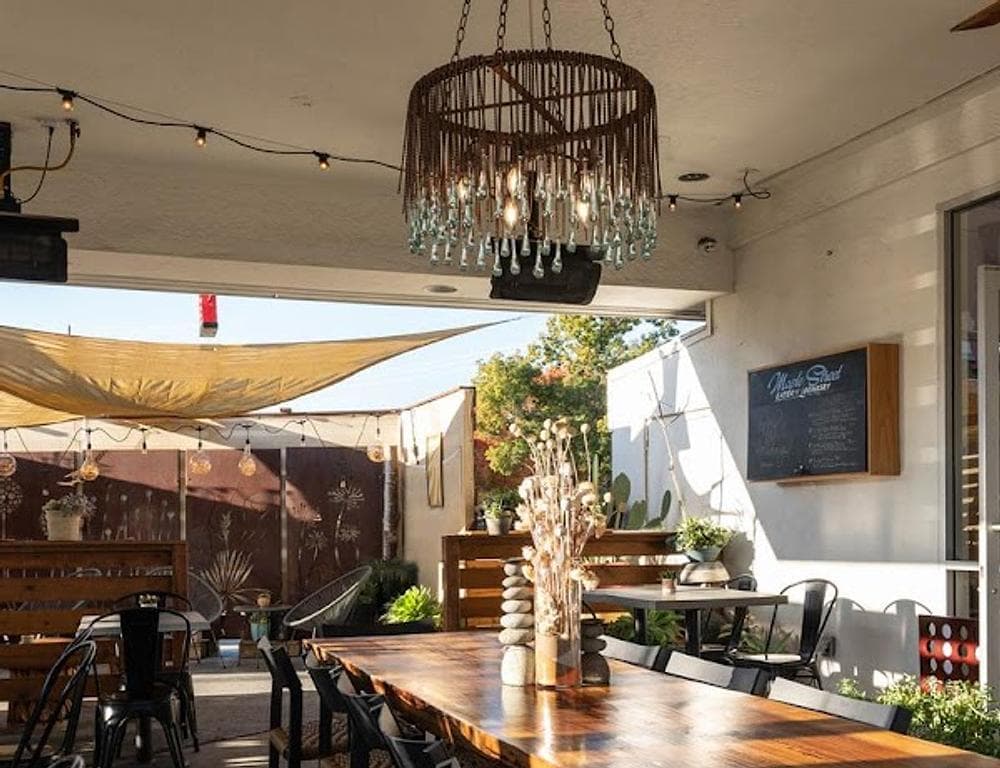 Maple Street Eatery