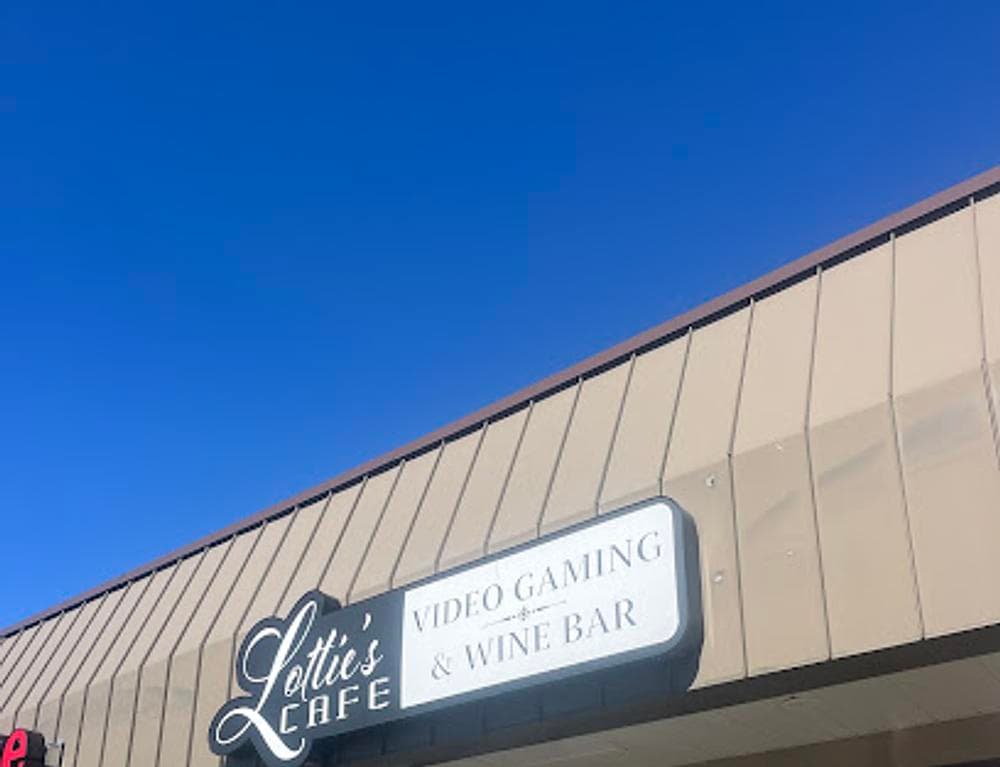 Lottie's Cafe