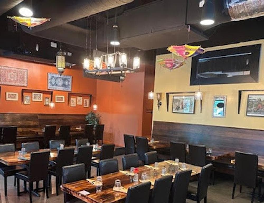 Bay Leaf Bar & Grill
