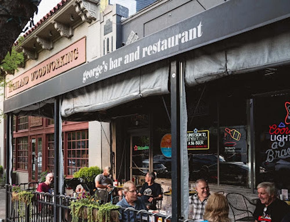 George's Bar & Restaurant
