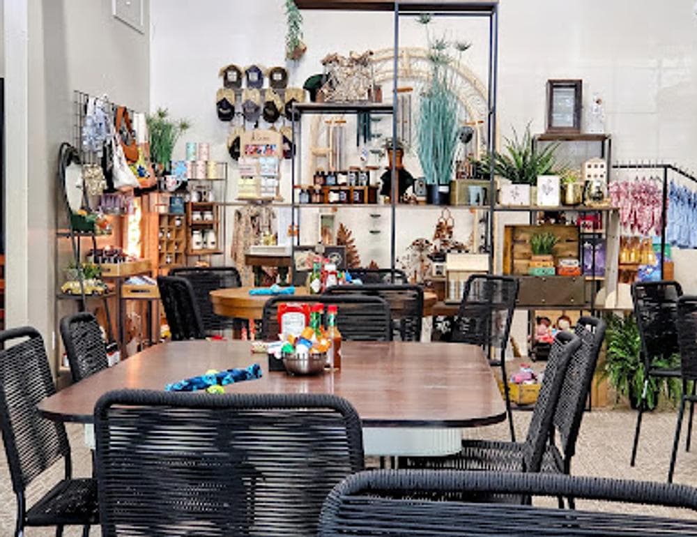 Huckleberry Cafe