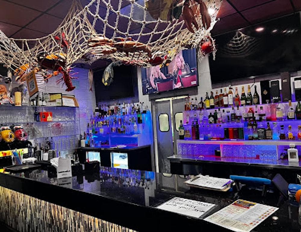 168 Crab & Karaoke