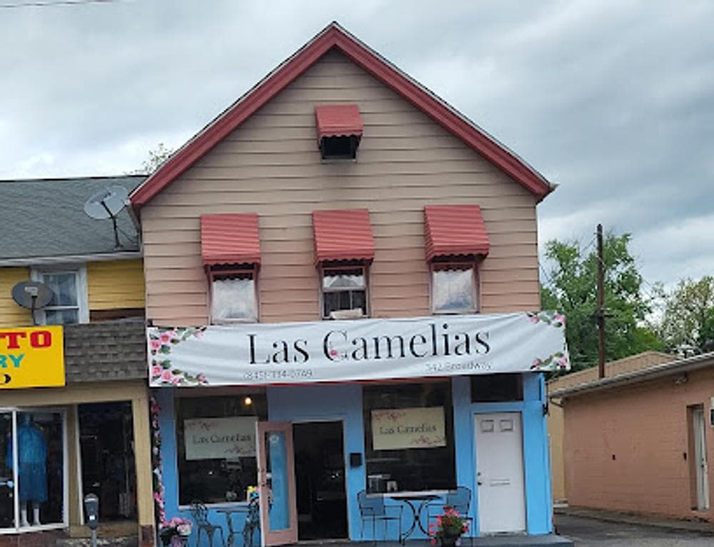 Las Camelias