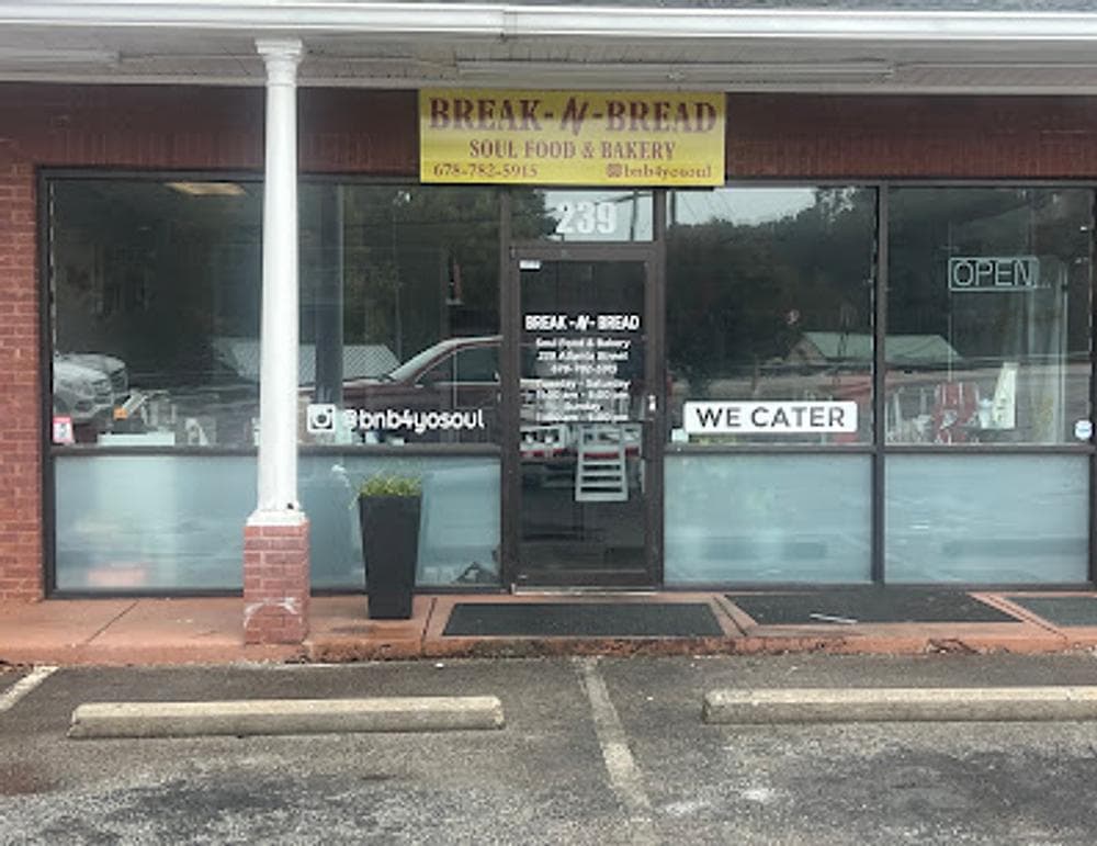 Break-N-Bread Soul Food & Bakery