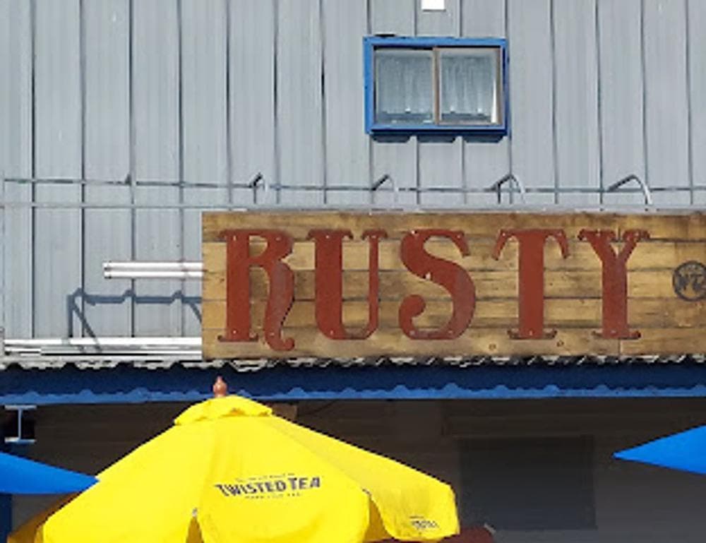 Rusty Can | BBQ Restaurant Byfield MA