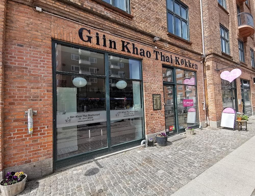 Giin Khao Thai