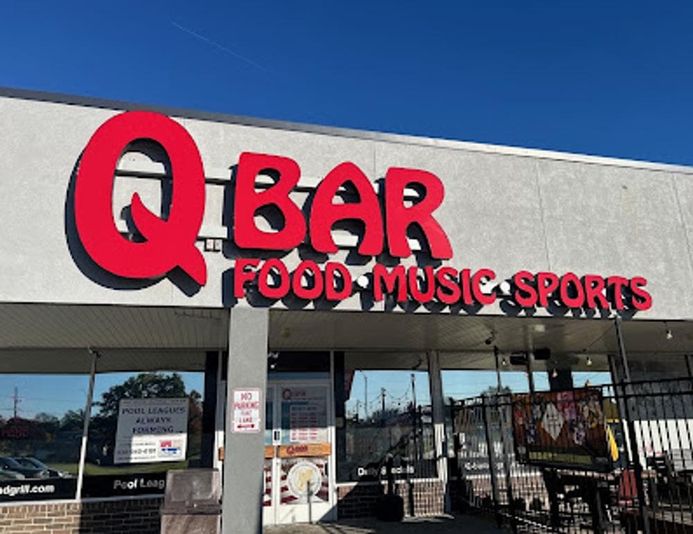 Q Bar Darien