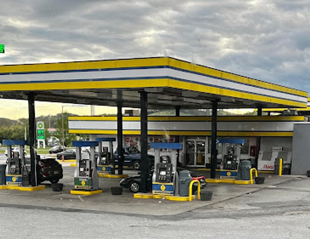 Smiley's Travel Center & Sports Bar