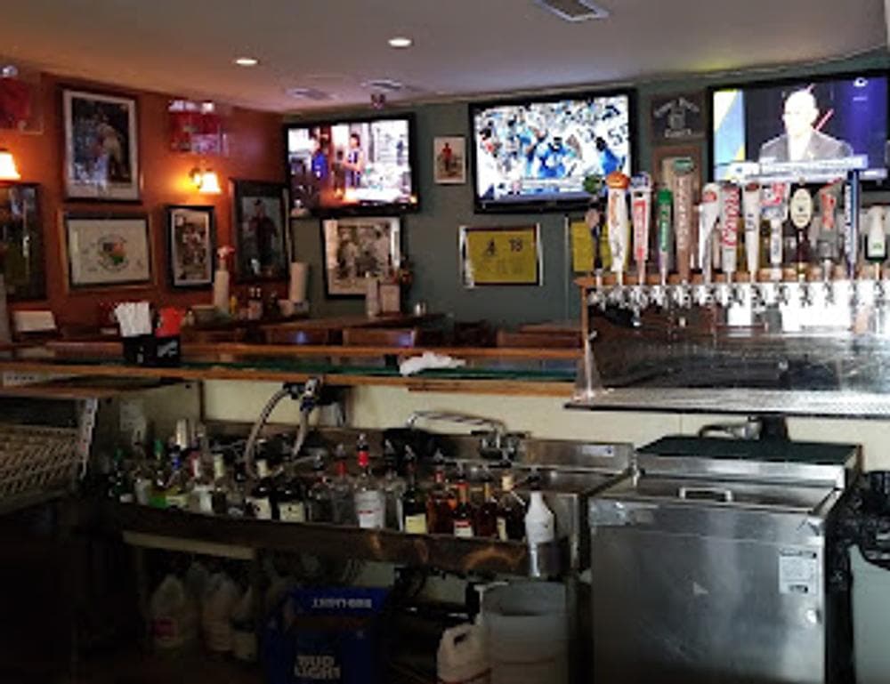 Juliano's Pub & Grill