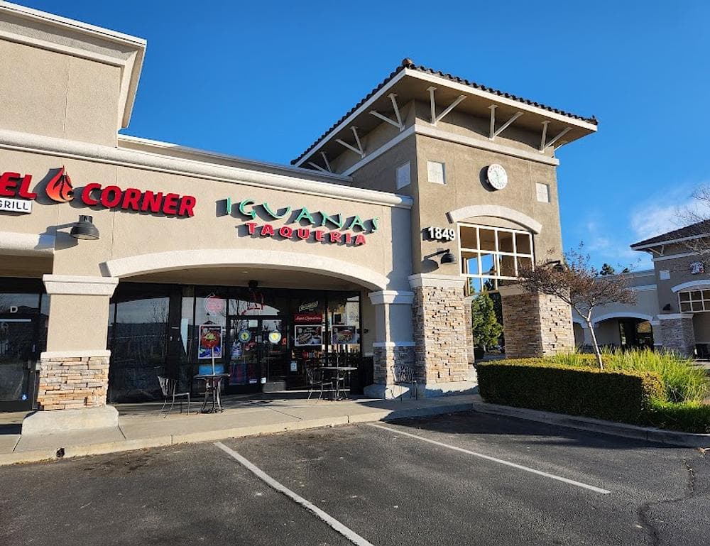 Iguana's Taqueria