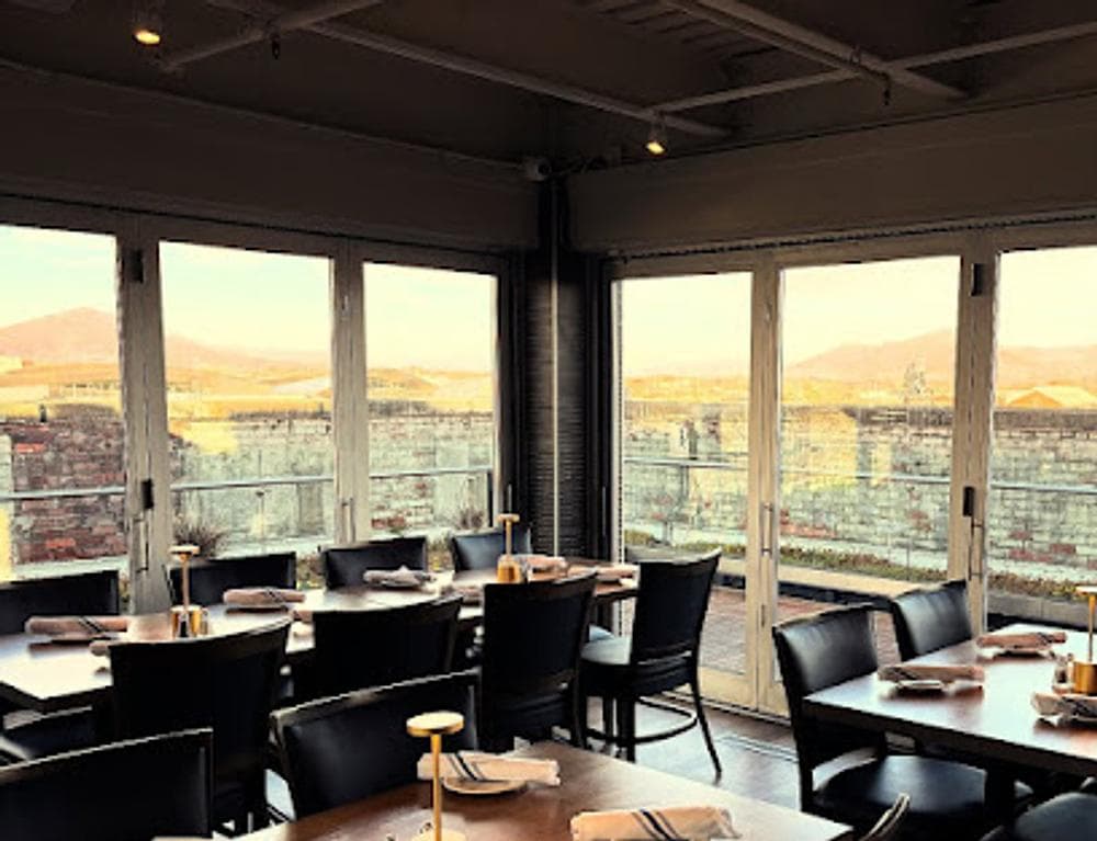 Six and Sky Rooftop Grille