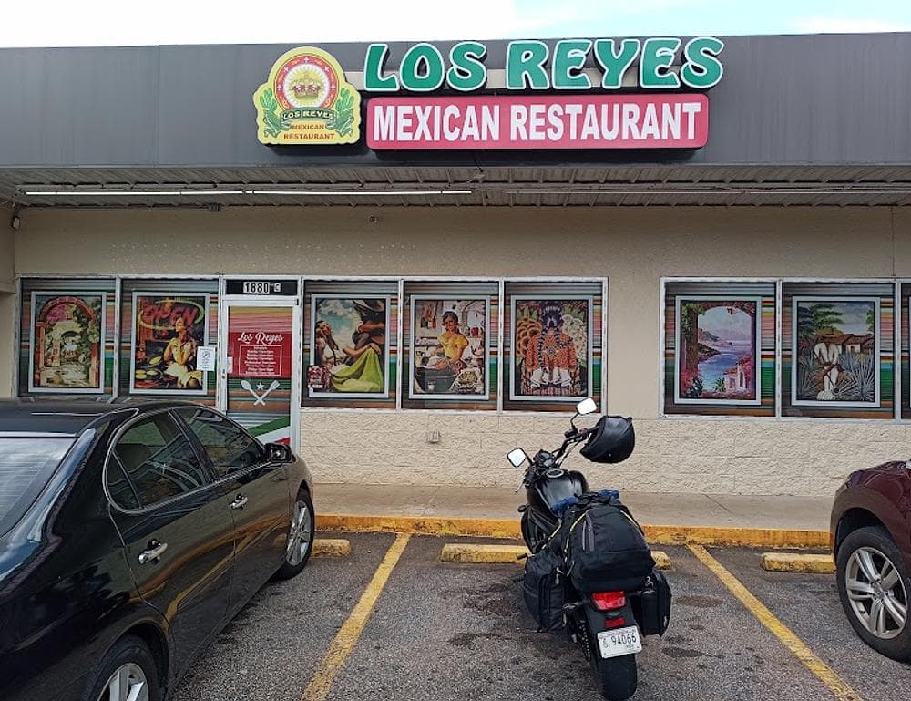 Los Reyes Mexican Restaurant
