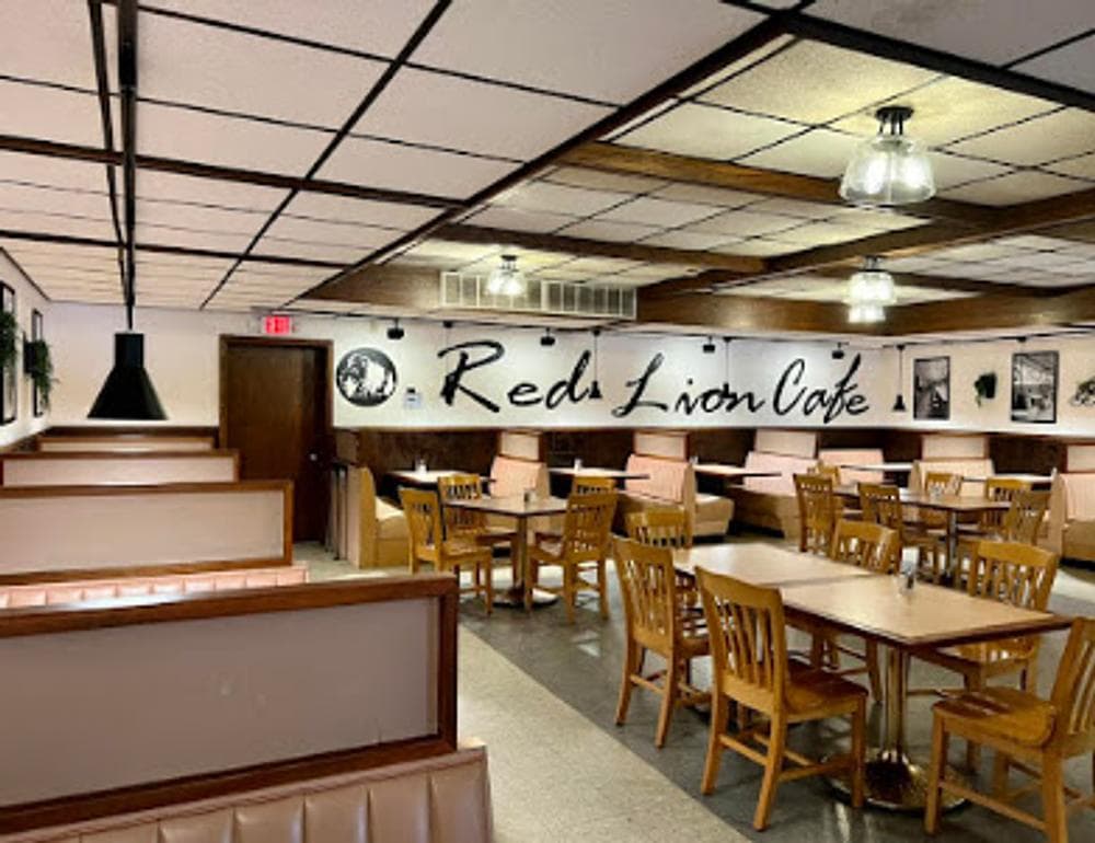 Red Lion Cafe & Restaurant