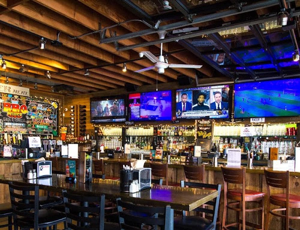BBQ House Bar