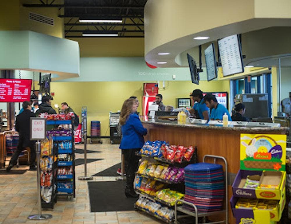 The Café & Market at Crossroads