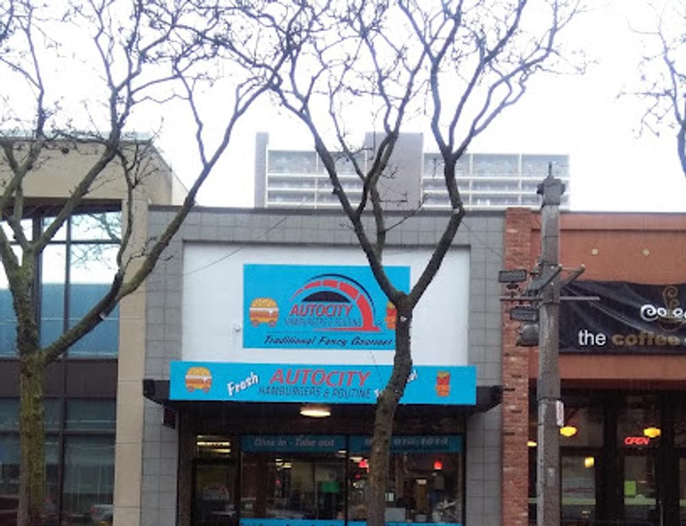AutoCity Hamburgers & Poutine
