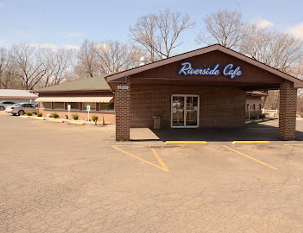 Riverside Cafe