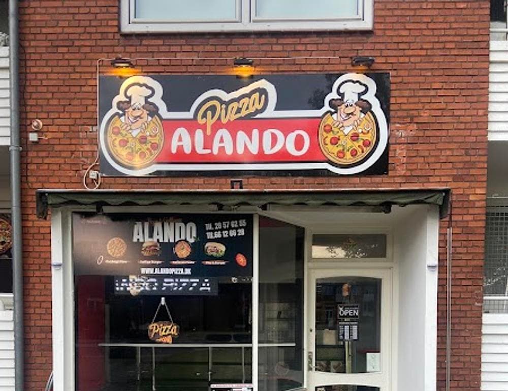 Alando Pizza