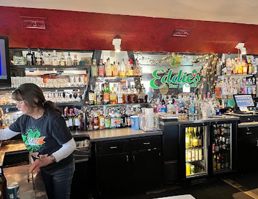 Eddies Bar & Grill