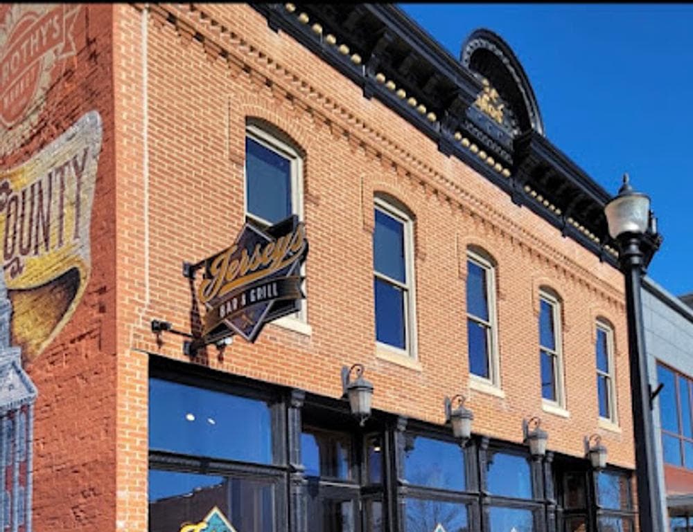 Jerseys Bar and Grill