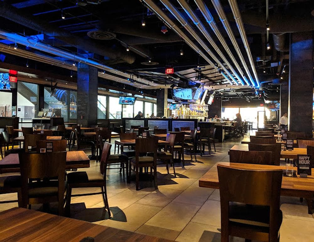 Yard House