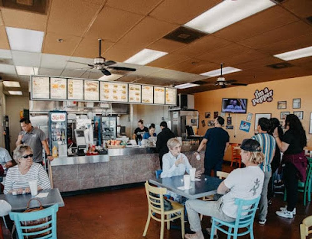 Benny's Burgers and BBQ