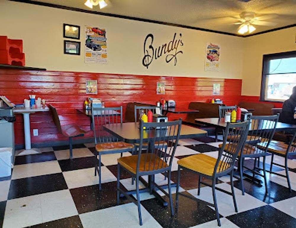 Bundy's Cafe Drive-In