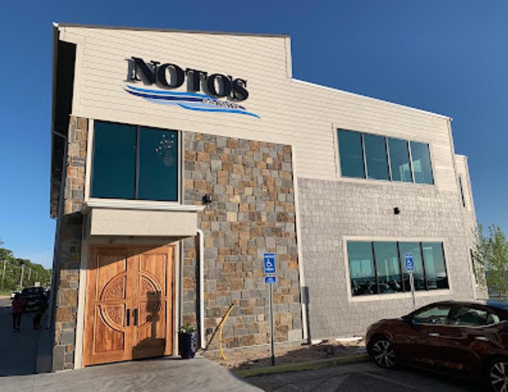 Noto's at the Bil-Mar