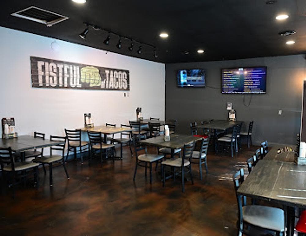 FISTFUL Craft Restaurant & Brewery