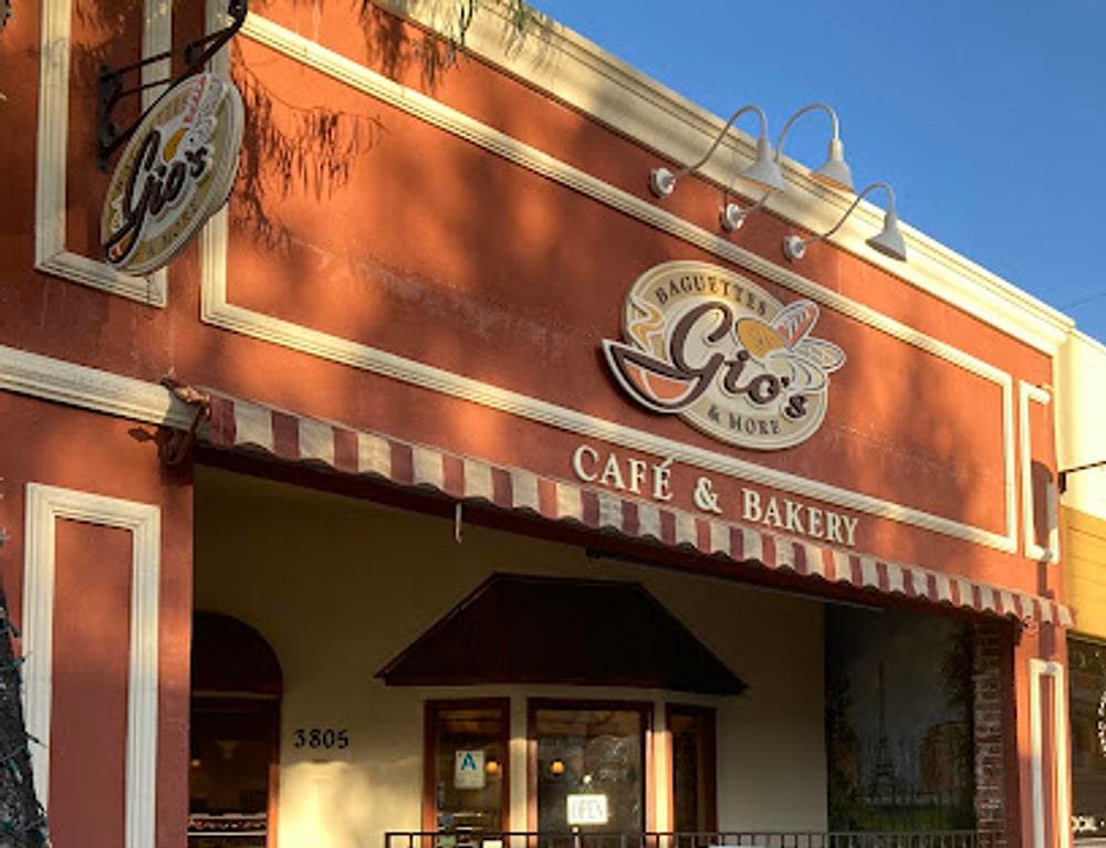 Gio's Bakery & Café