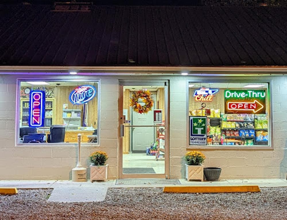 Deer Lodge Market