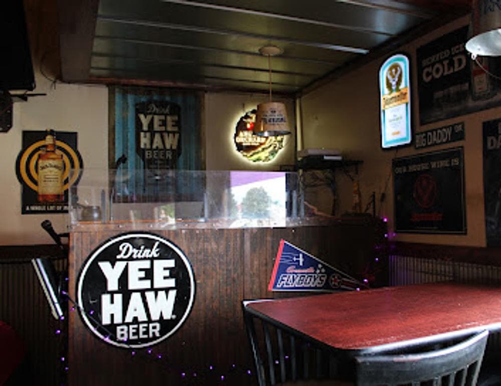 Hyperion Bar & Grill
